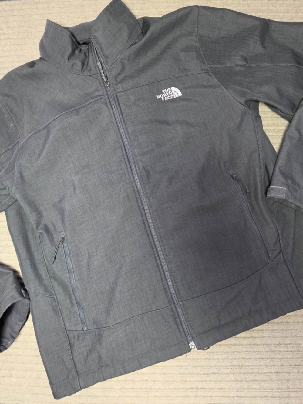The North Face Men’s Heathered Gray Full-Zip Softshell Jacket Stand-Up Collar XL